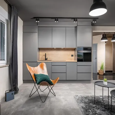 Luxury Elit Apartment, With Private Free Parking פולה