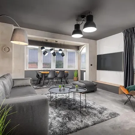 Luxury Elit Apartment, With Private Free Parking *