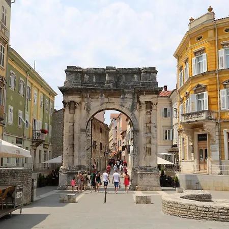 Apartamento Luxury Elit Pula